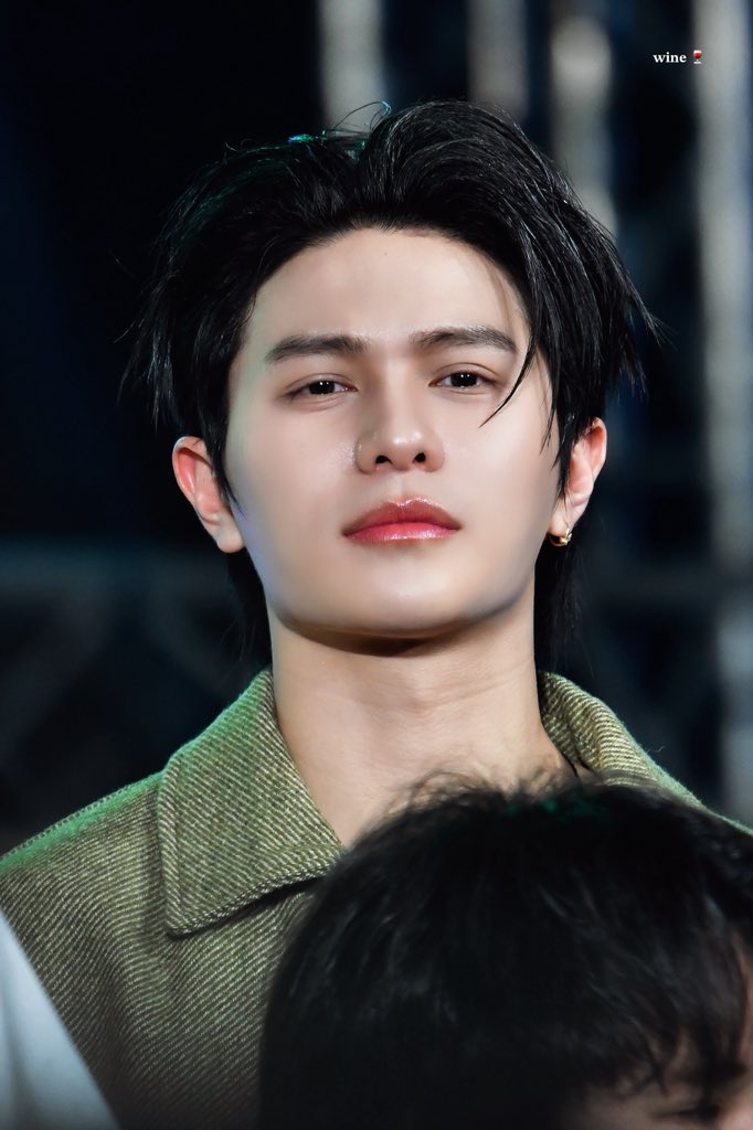 aperol_wine's tweet image. ` 260101 🐺🍷

LYKN COUNTDOWN AT SIAM
#AISSIAMxLYKN

@Williamjkp1 #williamjkp