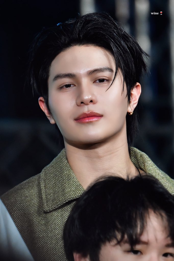 aperol_wine's tweet image. ` 260101 🐺🍷

LYKN COUNTDOWN AT SIAM
#AISSIAMxLYKN

@Williamjkp1 #williamjkp