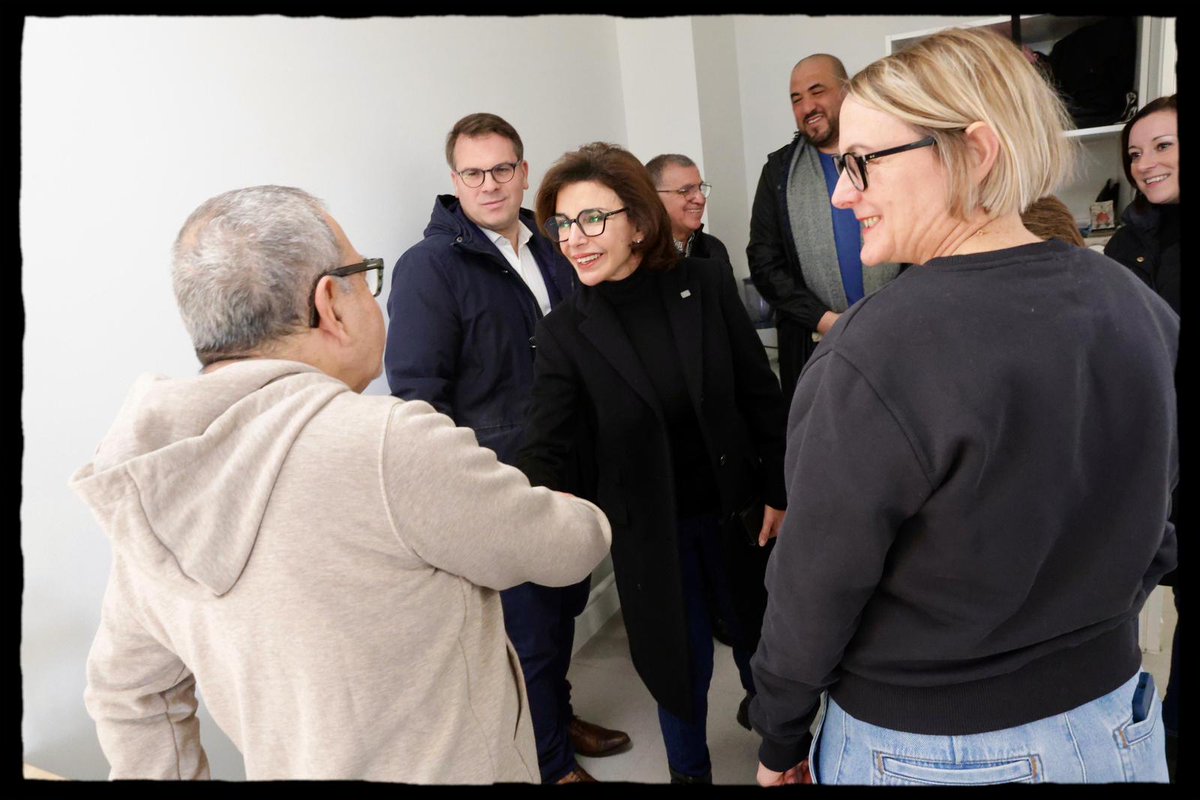 La solidarité, ce n’est pas entretenir la précarité, c’est construire des parcours de soins, de retour vers l’emploi, d'intégration.
C’est ce travail exigeant que doivent mener ensemble élus &amp; structures associatives comme le font Emmaüs Solidarité &amp; <a href="/geoffroyboulard/">Geoffroy Boulard</a> dans le 17e.