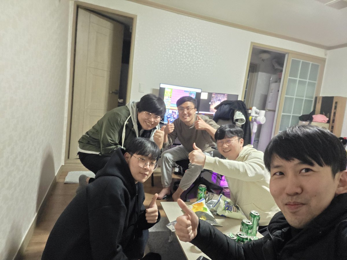 새해 복 많이 받으세요

전 벌써 백설 폭사했습니다