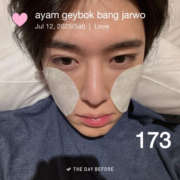 selemeovv's tweet image. ke pasming pake baju kalcer
entering 2026 with a person who came into my dreams last year 😜😜😜