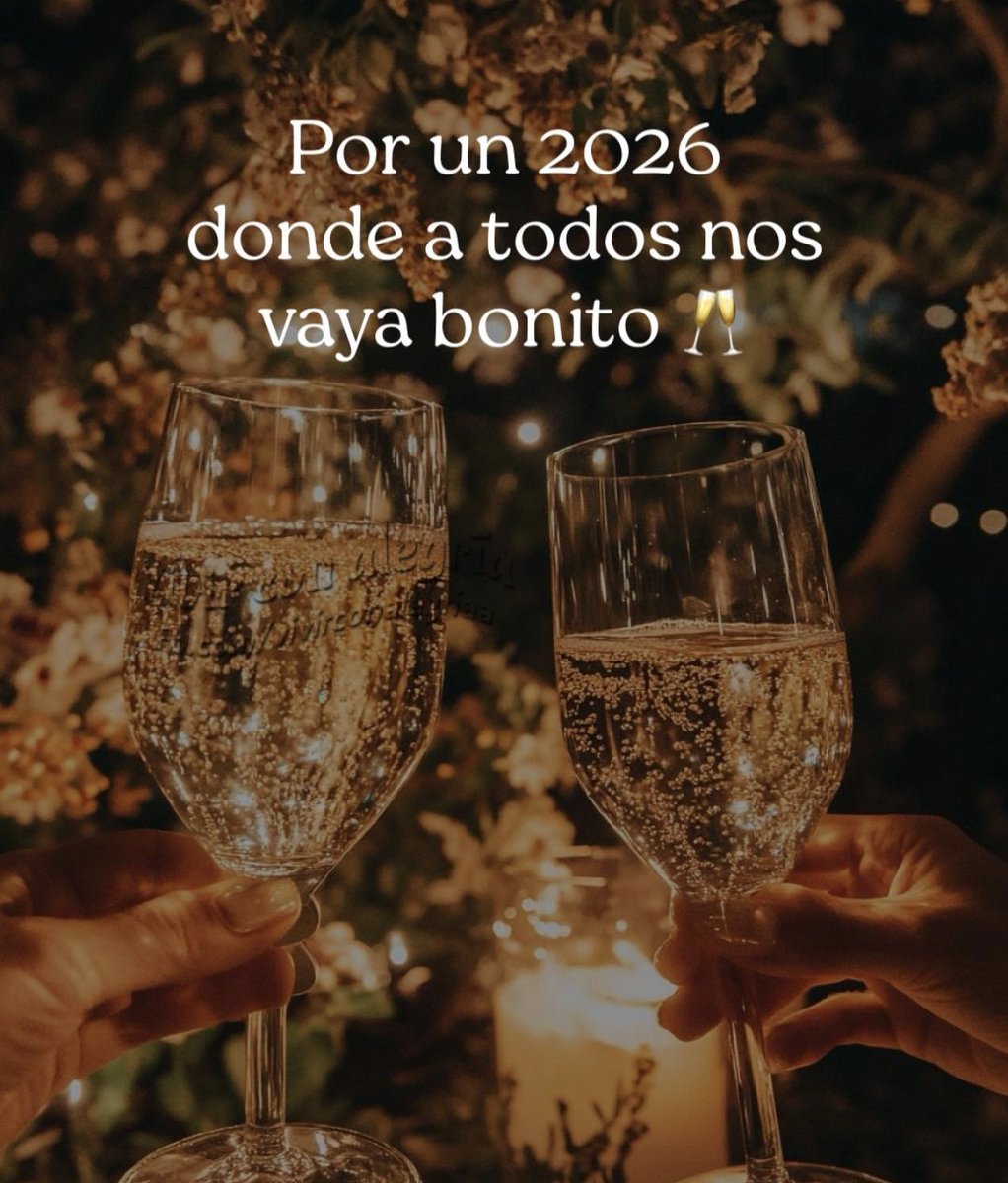 mateos_emilia's tweet image. Hola Noe, feliz salida de año, y una entrada fantástica del 2026 , que dure todo el año para todas, FELIZ 2026 😘😘😘