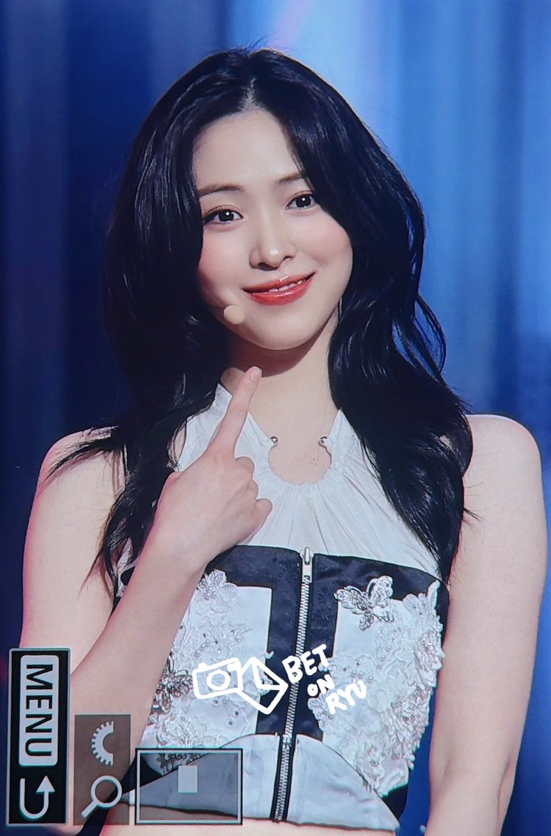 betonryu_srj's tweet image. 251231 MBC 가요대제전

공주님 새해 복 많이 받으세용~~~

#있지 #ITZY #류진 #RYUJIN 
@ITZYofficial