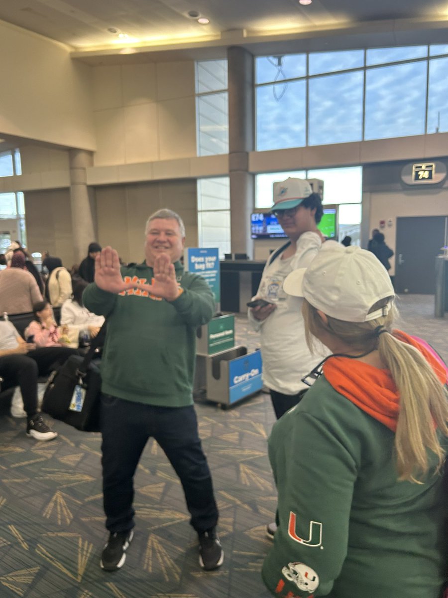 MtpocketsMark's tweet image. Made some new friends on the way to Dallas 🙌🏻