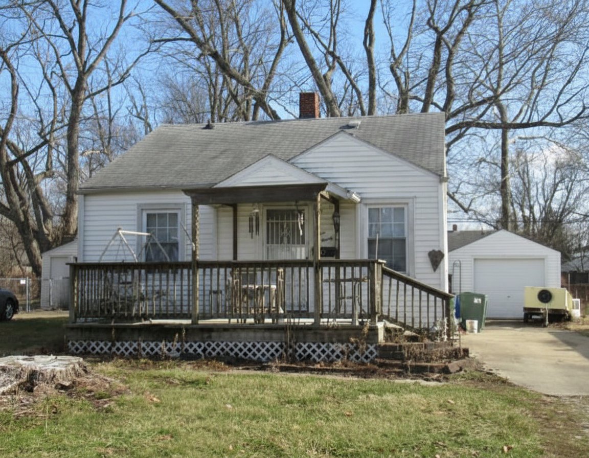 sixohfree's tweet image. Four solid rooms waiting for a family. A garage waiting for tools and tune-ups. A porch waiting for summer morning coffee. $3000 down, $975 per month and it's yours. Why rent when you can own? #decaturrealestate