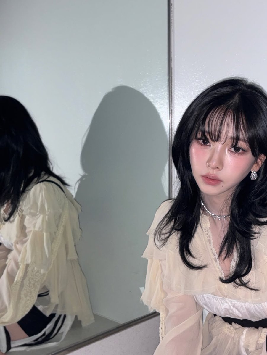 Raelynn. tweet media