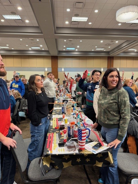 FirstServiceBnk's tweet image. Our Saline County team enjoyed spending time at Bingo Night with the Benton Chamber. We’re grateful for the opportunity to be a sponsor, connect with friends and neighbors, and share in a fun night together.❤️🤍💙

#FSBSalineCounty #FirstServiceStrong