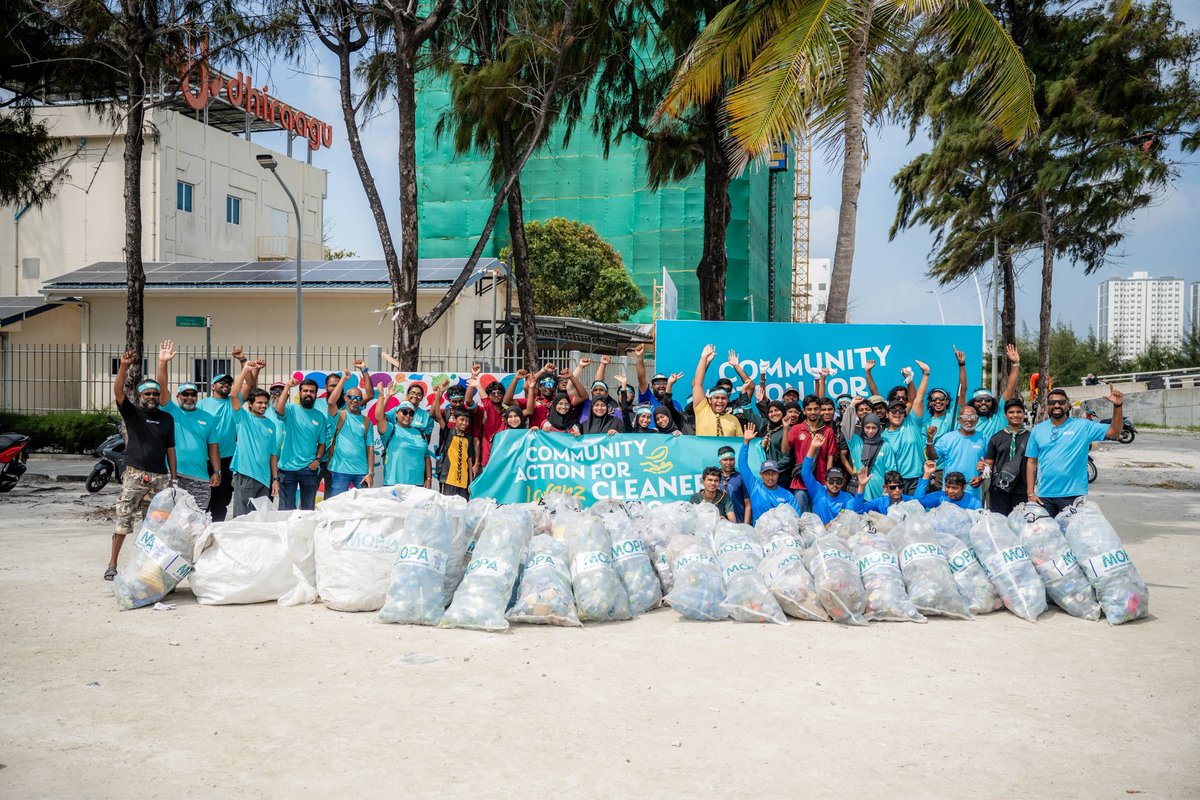 Highlights from the Clean Shores Initiative – Hulhumalé Coastal Cleanup .

A community coming together to take action for cleaner shores and a healthier environment.

#noplasticmadives #community #lorenz  #EuroMarketingMv