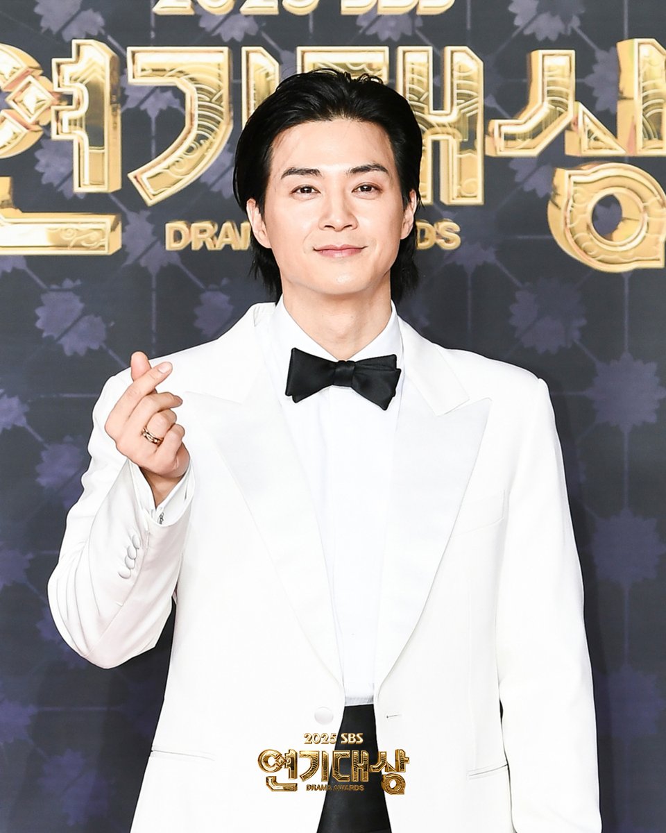 <2025 SBS 연기대상> 포토월✨
#육성재 #김지연 #김지훈
#길해연 #차청화 #조한결
#귀궁

#2025SBS연기대상 #SBSDramaAwards
#2025연기대상 #SBS드라마 #연기대상