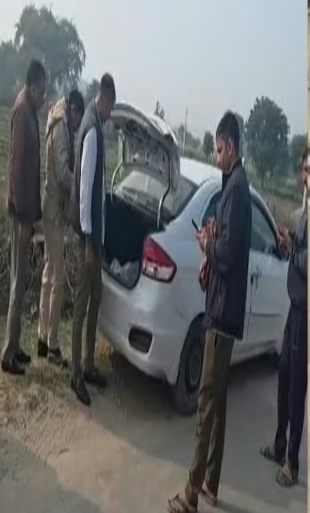रुबिका इसपर डिबेट करेगी क्या?
आरोपी - 
1 सुरेंद्र पुत्र भंवर लाल पटवा 
2 सुरेंद्र मोची पुत्र दुलीलाल
आरोप - 150 किलो विस्फोटक सप्लाई

राजस्थान के टोंक में 150 किलो अमोनियम नाइट्रेट पकड़ा गया है। 
2 आरोपी सुरेंद्र पुत्र भंवर लाल पटवा और सुरेंद्र मोची पुत्र दुलीलाल को गिरफ्तार किया
