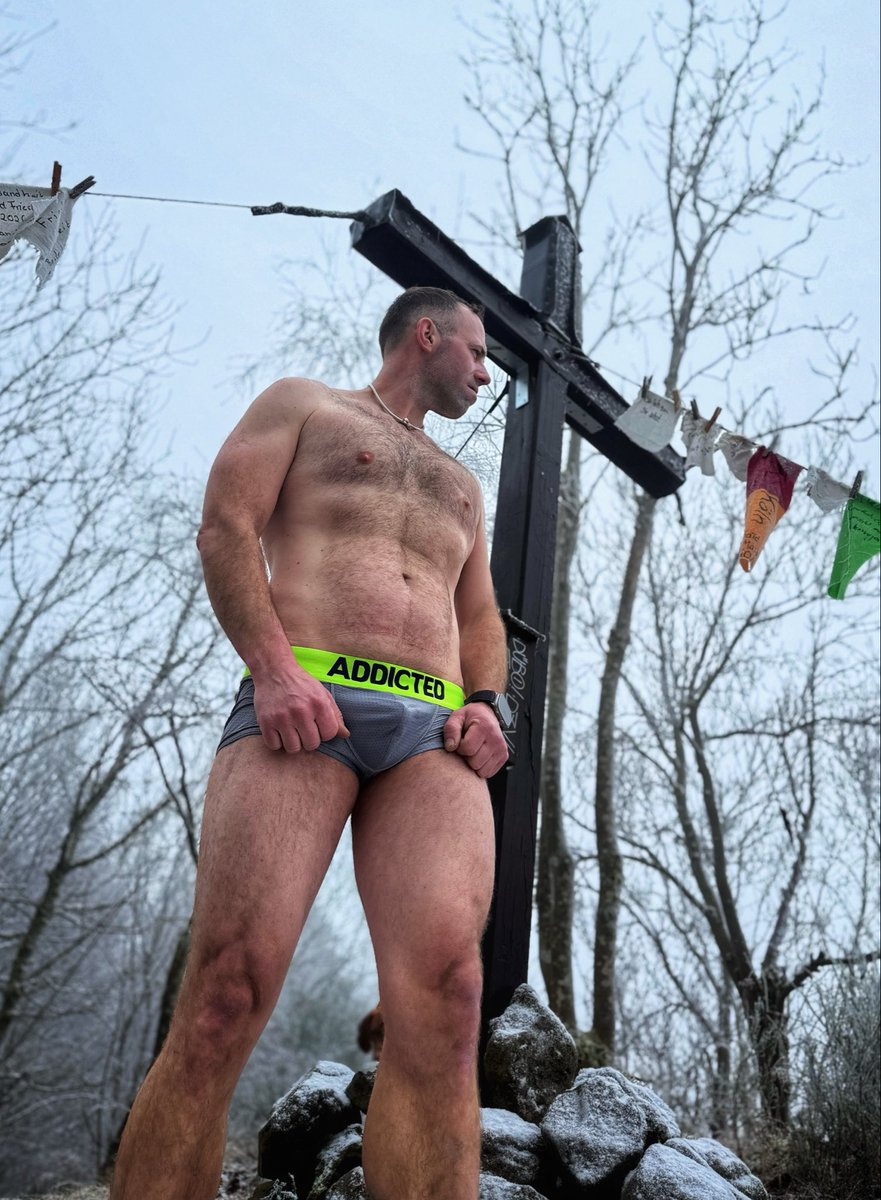 F2P82's tweet image. Last Pic in 2025 😎🥳

See u soon 😇