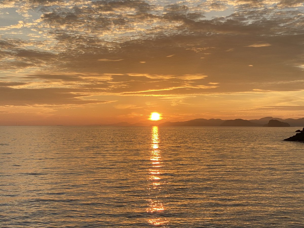 年末年始は、今年は名古屋^_^
紅白を久しぶりに観てますが、演出が面白いね^_^
矢沢永吉さんサプライズが凄かった^_^

皆様、良いお年をお迎えください🌅