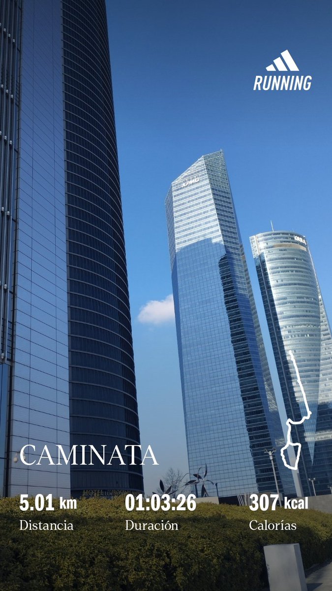 SheiTech's tweet image. 🚶🏽‍♀️🫂🩵 New Year!! 🎆