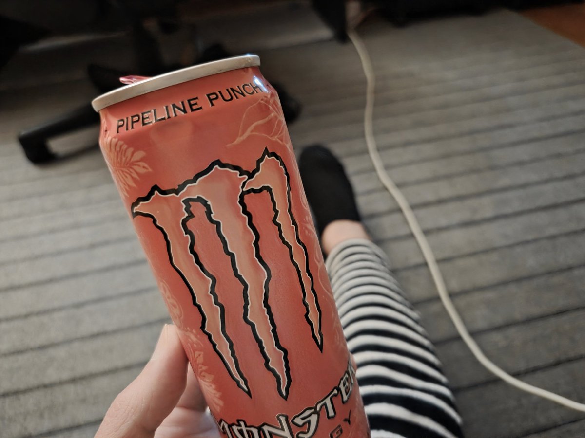 PbgqJ's tweet photo. 眠くなってきた気がする https://t.co/uG9CwSluls