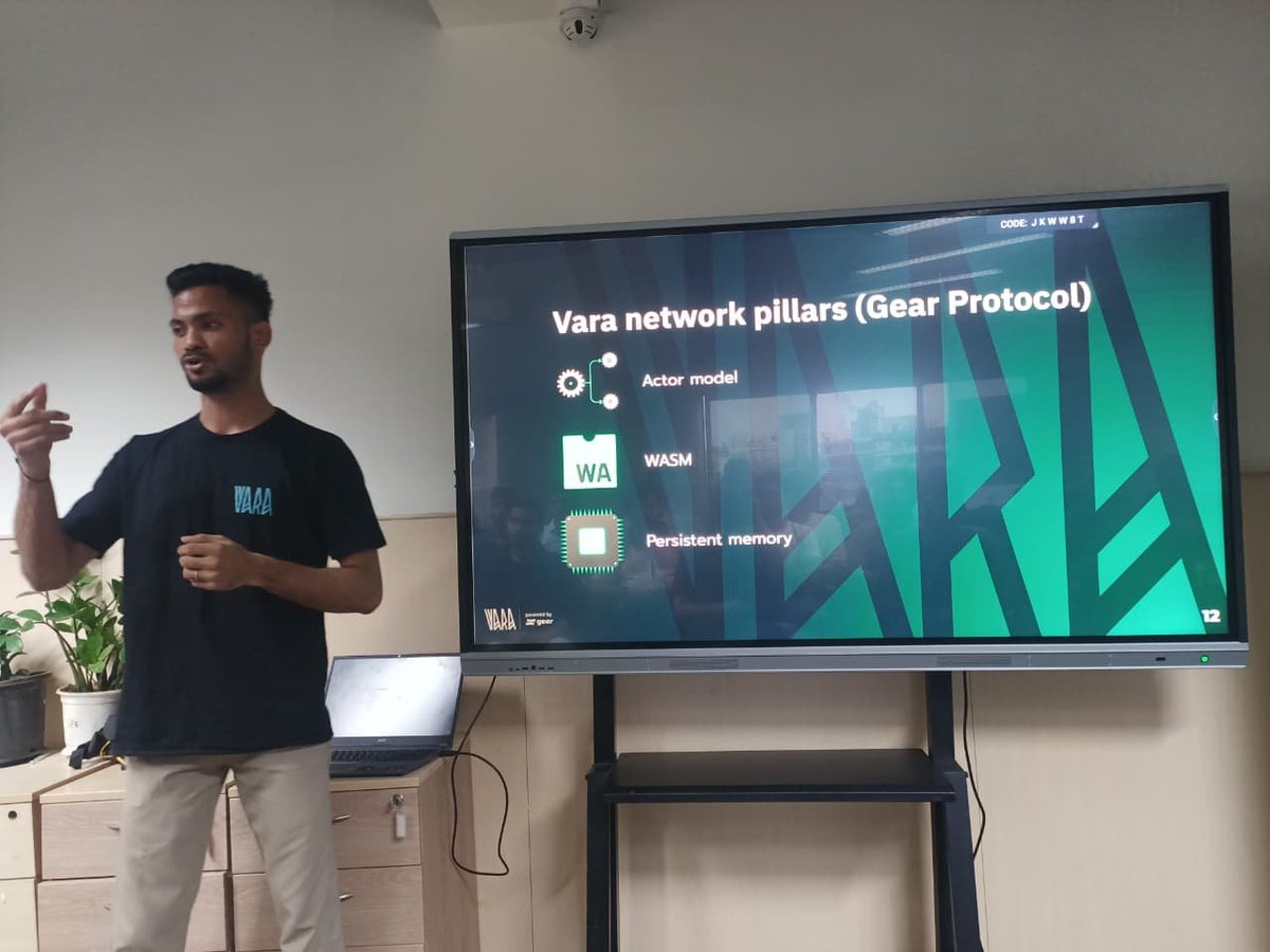 0xAdnan14's tweet photo. It all started in Mumbai!

Attended a workshop hosted by the legend @VishOnchain

I walked in with a curious mind, not knowing what to expect, walked out with mind that said, I need to contribute for @VaraNetwork community

The spark was lit. 🔥 https://t.co/L6rFFAYaLG