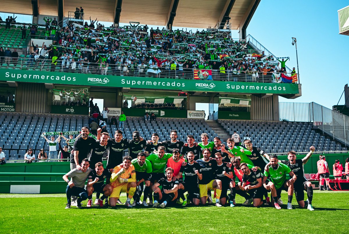 Gracias, querido 2️⃣0️⃣2️⃣5️⃣, te recordaremos para siempre. 💚⚽️

(P. D.: Tenemos muchas ganas de seguir dando guerra.) 🎸🔥
<a href="/elchecf/">Elche Club de Fútbol</a>