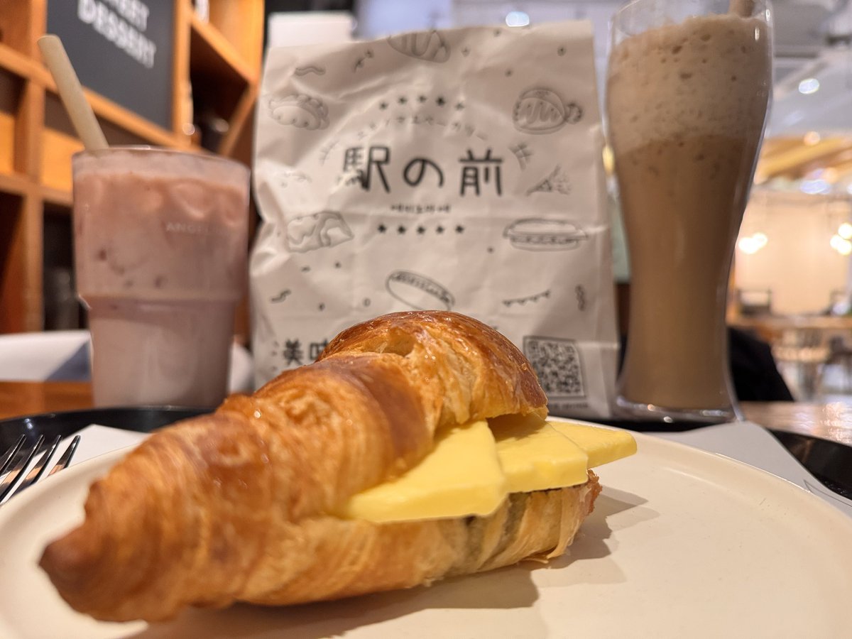 이한경 tweet media