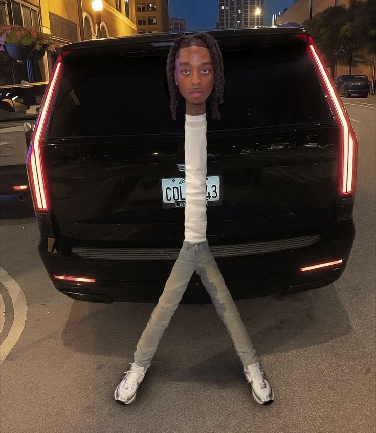 insaneposes's tweet image. 