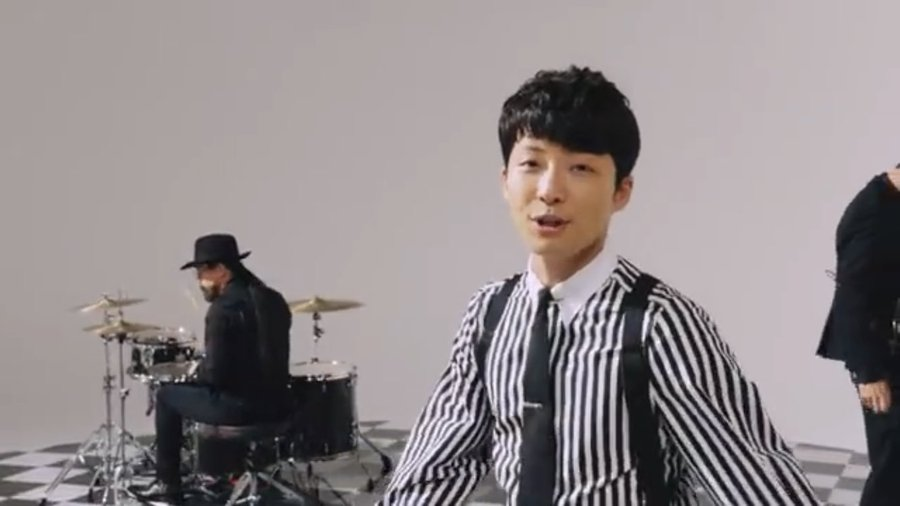 Perfumeを
3人変えて
ロバート