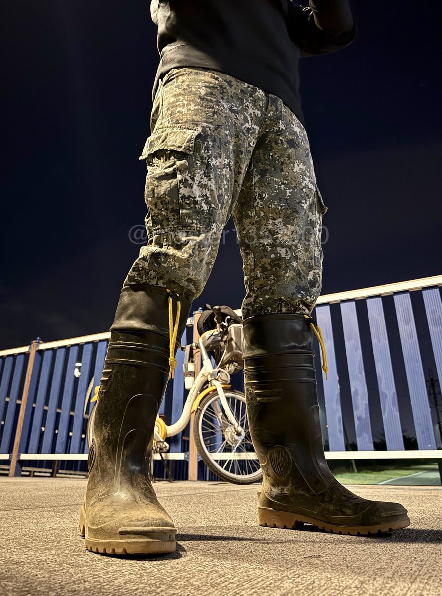 戶外髒雨鞋 tweet media