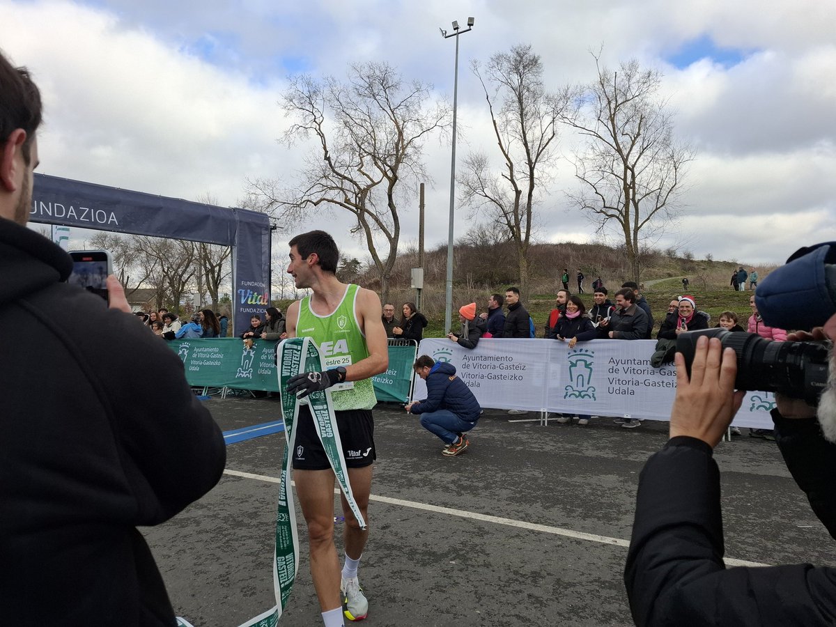 SAN SILVESTRE 2025 
-GIZONEZKOEN SAILKAPENA🏃‍♂️

🏆Urko Herrán
🥈Ibon Briñas
🥉Ander Camacho

Zorionak👏👏👏👏