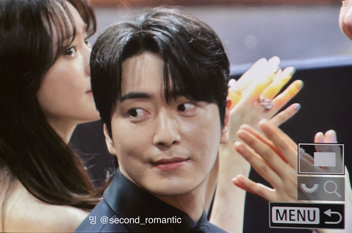 second_romantic's tweet image. 251231 2025 SBS 연기대상 #이준혁 프리뷰

혁자님 소리가 절로 나와요...❤️
꼭 수상 소식 들리길 바라요