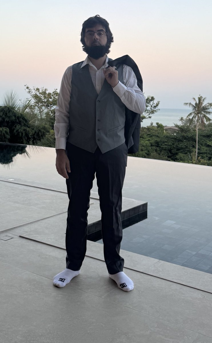 Cyril web2fou tweet media