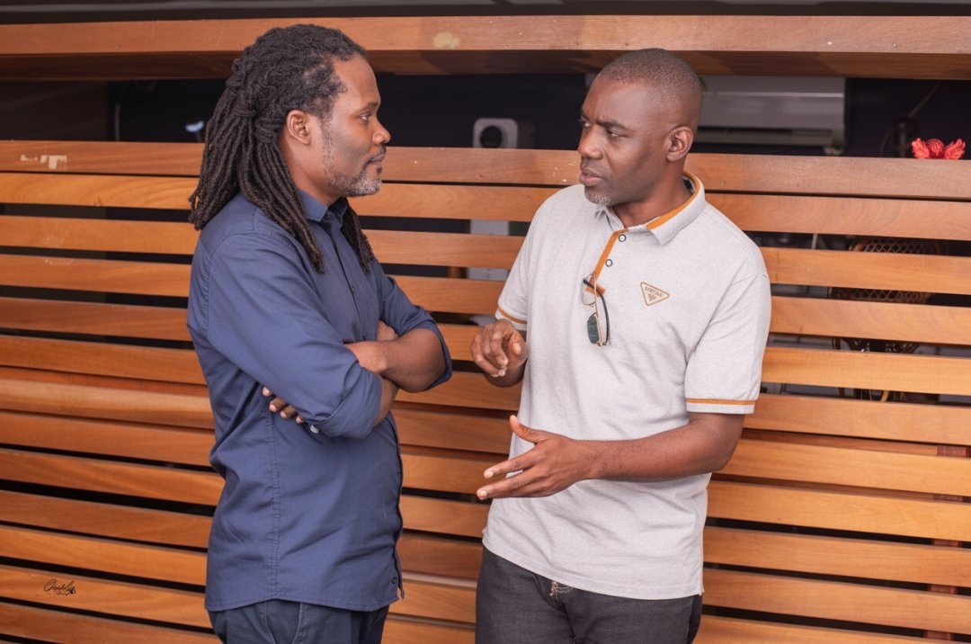 La #TontineLittéraire c'était d'agréables moments, de belles rencontres et découvertes, avec une famille qui ne cesse de grandir ! 

En attendant notre 3ème anniversaire, nous vous remercions pour votre soutien 

Bonne et heureuse année 2026, frères et sœurs en livres 📚❤️👑🥂🍾