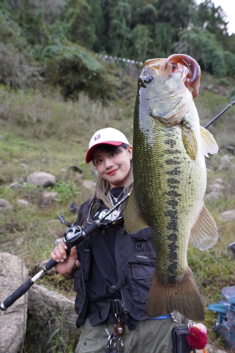 suzufishing's tweet image. 今年も一年ありがとうございました！
皆様の応援のおかげで楽しい一年を過ごすことができました！！😭✨

詳しくはインスタに…🖊️
サポートしてくださったスポンサー各社様、ありがとうございました！

GANCRAFT
Hapyson
Seaguar
Wooden Lab
b-gets
flexdream

 instagram.com/p/DS6zwpsExi0/…