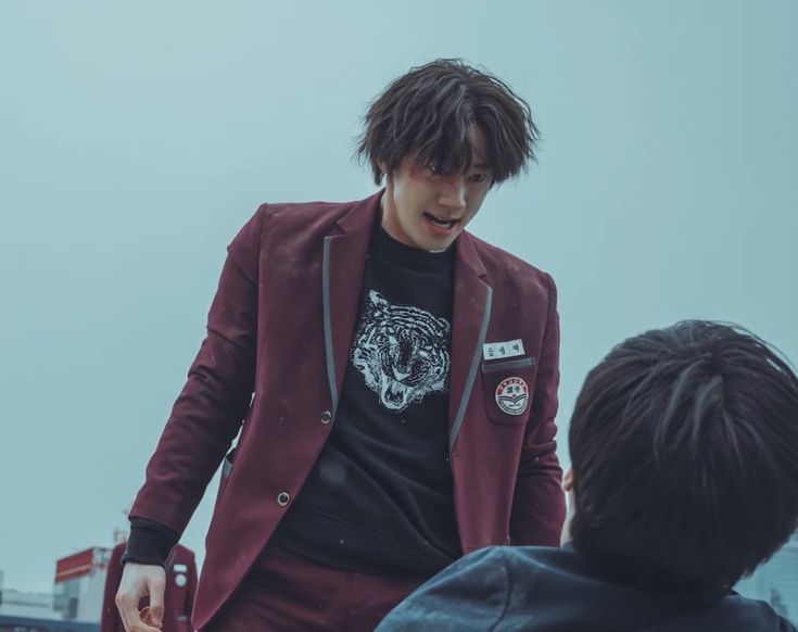 ✱ ⸝⸝ ꐙ𝟮𝟭𝟴 ⋮ 𝓜 𝙸𝙽 —— 𝐇𝑜 ꒱ 💥 ୭ tweet media