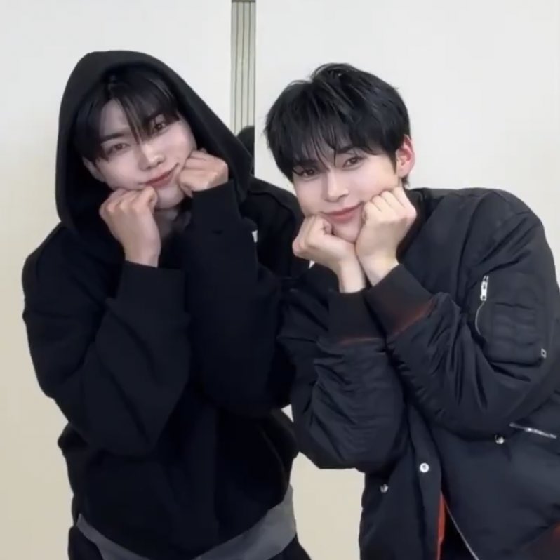 담탱이 tweet media