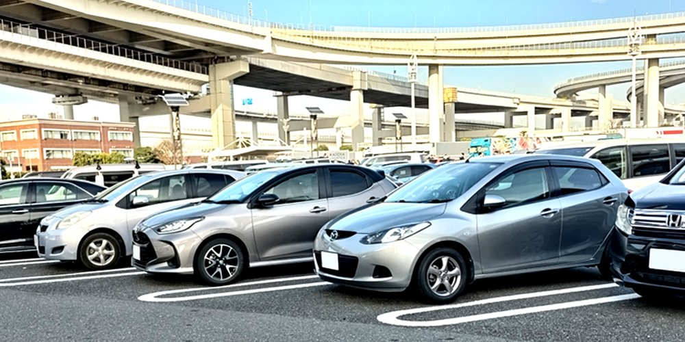 konawasa's tweet photo. 大晦日に行くところと言えば、ここしかないでしょう！
（特に出かける予定がなかったので、とりあえず近場で年末を感じられるところへ）

今年は喪中につき、新年の挨拶等は控えさせていただきますが、来年もよろしくおねがいします。 https://t.co/aGqFnM3HQq
