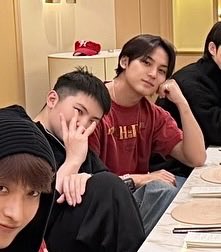 m_teen_9's tweet image. ㄱㅅ❤️🖤