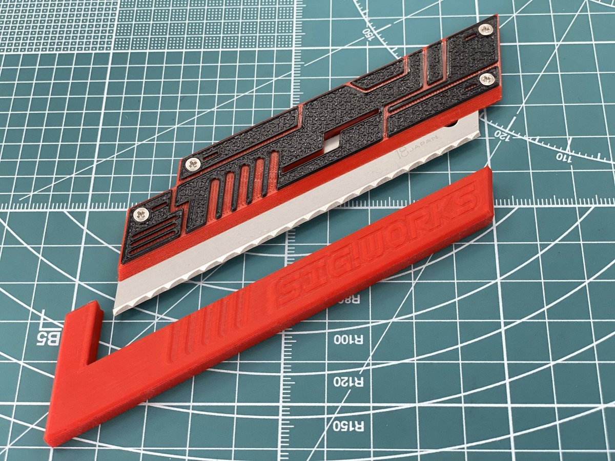 SIGWORKS_GARAGE's tweet image. 年の瀬に新製品がリリース！
ブレーキを再現性高く真っ直ぐカットするためのツール、ブレーキカッティングブレード / ブレーキカッティングベース、併せて是非どうぞ！
SIG自ら1年以上テストを繰り返した、2025年最後のマストバイ、2026年最初のベストバイになる自信作です！
SIG.WORKS/ONLINESHOP