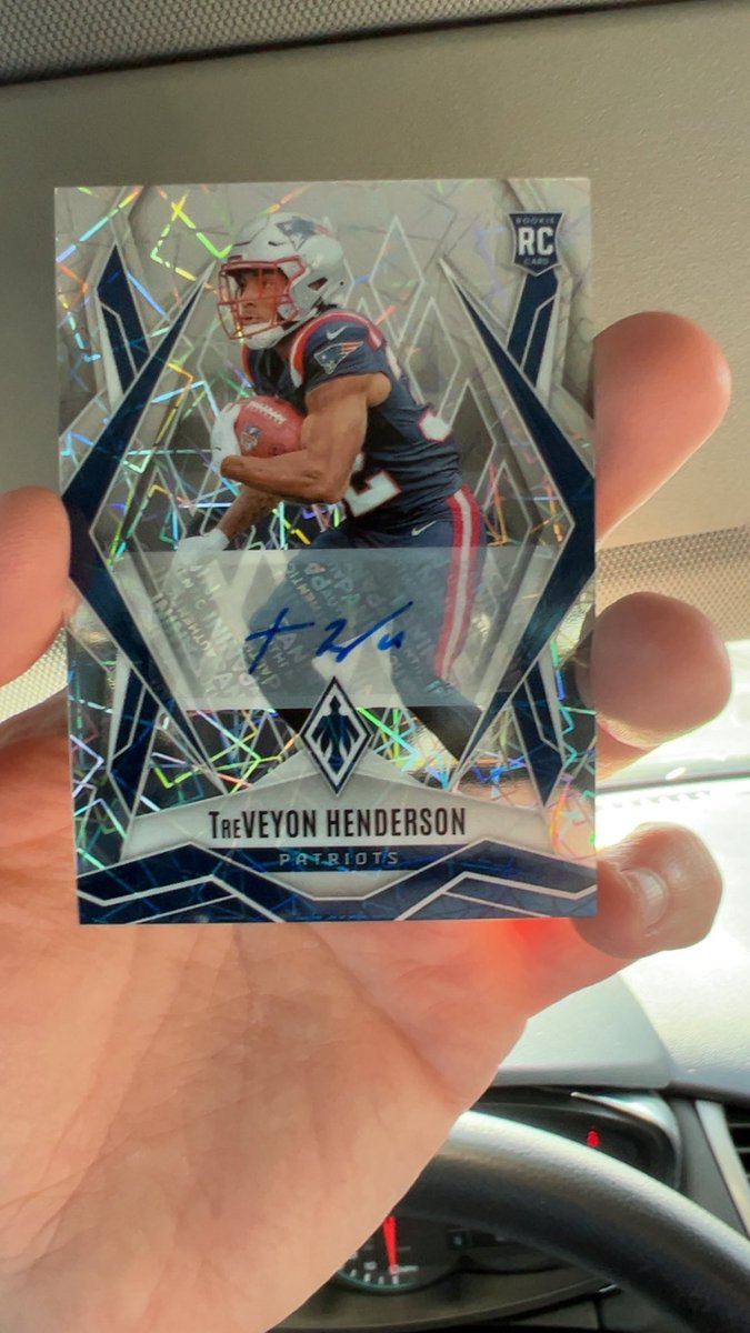 ****GIVEAWAY****

The rules are simple. Like, RT, and post a goal you have for 2026. 

Doesn’t matter if it’s hobby related or something as simple as going out to eat less… 

TreVeyon Henderson auto is the prize. Winner picked at midnight EST. Following is appreciated, but