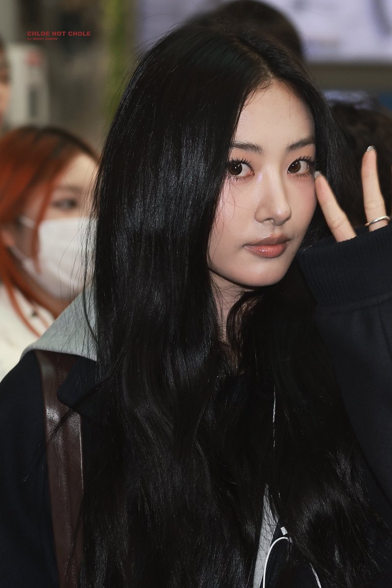 올해 덕분에 너무 행복했어🤍 
2026년이든 2062년이든 늘 네 곁에 있을게🤙🏻
happy new year my number one and only girl

#미야오 #MEOVV #가원 #GAWON