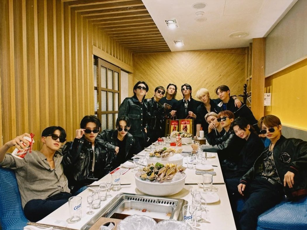 svtnserenade's tweet image. honey, you’re                      like my mirror 
familiar                                 years ago

seventeen is always 13 🫶🏻