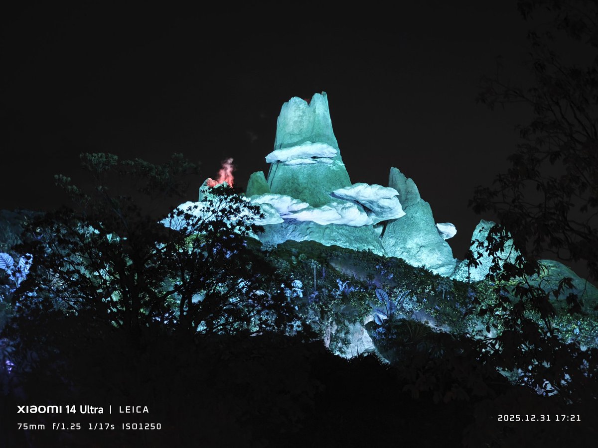 untaebi's tweet image. 今年最後の締めは夢の国と言う名の地獄めぐりでした。
死ぬほど疲れたけど帰りの飯屋でポチポチしてたら念願のティアブルーGETできたんで良しとしよう笑
厄年も終わりだし来年はもっと良い事あるだろう…。
投稿頻度少なめですが来年も宜しくお願い致します🙂‍↕️
では残り僅かですが良いお年を👋