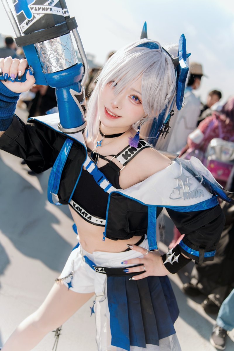 hateno_cos's tweet photo. hololive / 天音かなた💫
ソロライブ衣装

📸よっしぃ先生
#C107コスプレ 
#C107ホロライブ 
#c107 https://t.co/Peo5eEFQR7