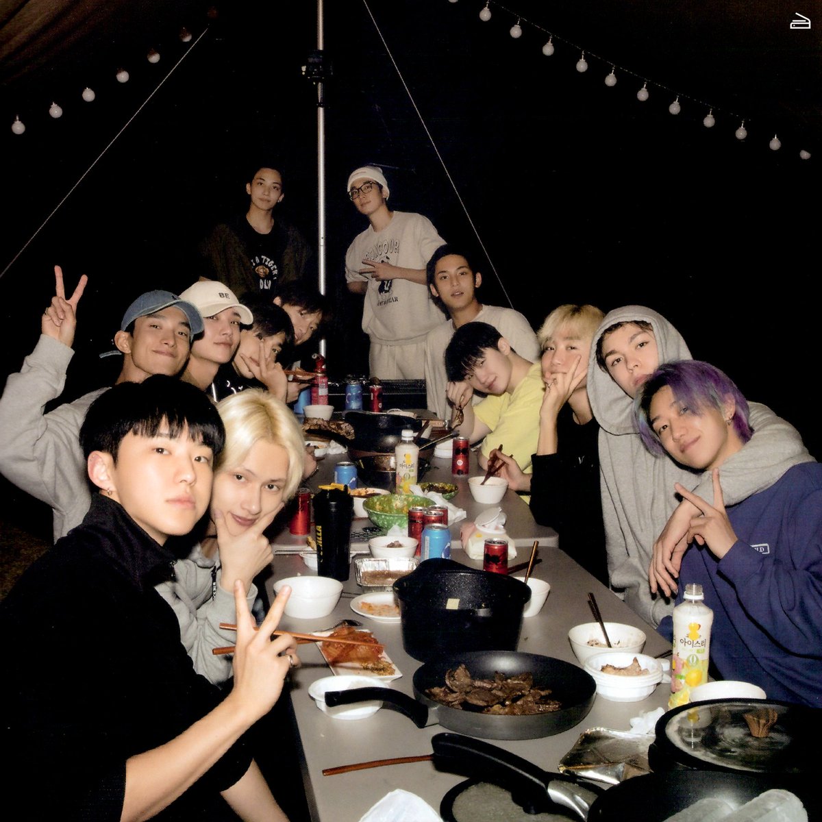 howoosol's tweet image. favorite kind of group photos