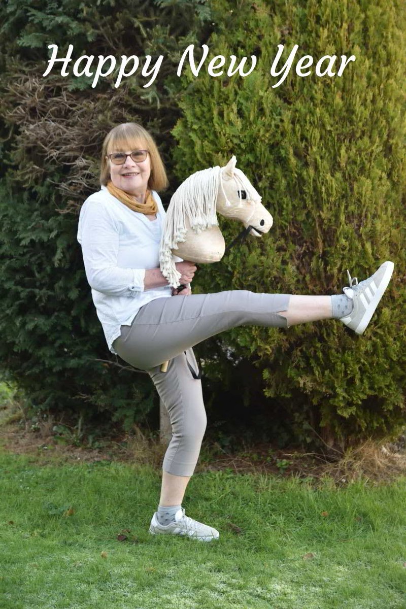 MozMoore's tweet image. "After the catastrophic piaffe piroutte, Candice-Marie and I  redeemed ourselves with an extended trot."