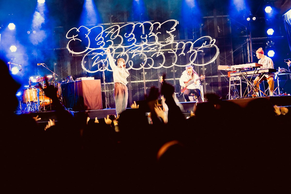 あけましておめでとうございます！
2026年もよろしくお願いします🎍

今年もたくさん曲をリリースすべく絶賛製作中なのでお楽しみに！