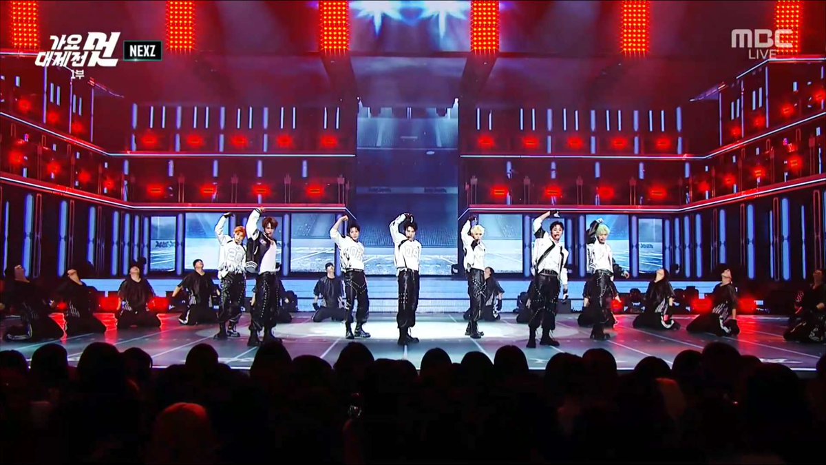 O913SO's tweet photo. #2025MBC가요대제전 #MBCkpop #돈룩업 #NEXZ

MBCkpop 트위터 팔로우✔️
2025MBC가요대제전 본방사수까지 ✔️✔️✔️🫡

럭비선수 넥스지 입덕(๑>◡<๑)
Beat-Boxer (Dynamic Ver.)이 럭비컨셉이었다니... 컨셉부터 댄브까지 무대ㅈㅉ ㄹㅈㄷ
2025년의 마지막날도 가요대제전 그리고 넥스지와 함께라서 행복해요♡

넥스지 돈룩업 포토 갖고 싶은 사람~?
소키: 저요 저요 제발 저요 제가 아니면 안돼요 이 날을 위해서 지금까지 살아왔어요 제발 제가 된다면 죽어도 여한이 없어요 제발 저요저요 저요 저요 제발 저요 저는 저요밖에 모르는 저요에요 저요저요 제발 저요 제가 된다면 이 순간을 캡쳐해 대대손손 물려줄거에요 저요 저요
넥스지 돈룩업 제가 꼭 받고 싶습니다.
제 마음이 닿길 바라며..💌  
2025MBC가요대제전&넥스지 화이팅💖