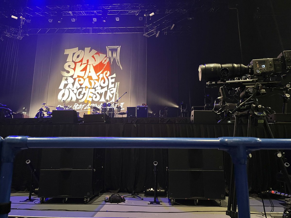 今年の私を表す一枚
音楽に関わる楽しい事が多かった一年だったように思います
また来年も🎵