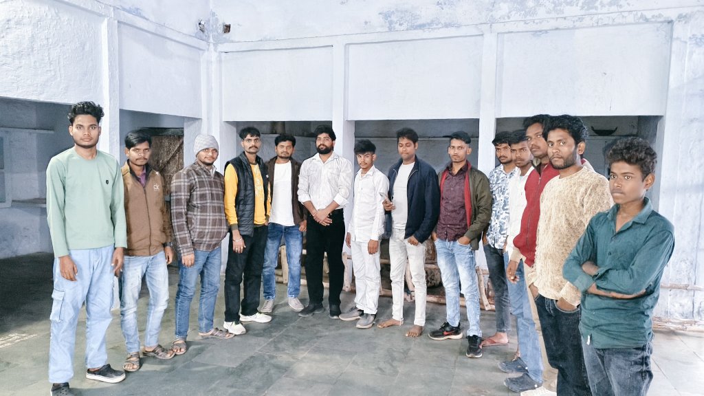 शौर्य दिवस को लेकर आज की मीटिंग संपन्न हुई।
आप सभी कल समाज की द्वितीय समाज संगोष्ठी में आमंत्रित है