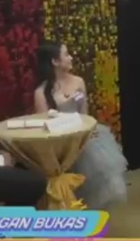 exp1ergen's tweet image. umamin ka kuya sinadya niyo po ba 'to? matchy matchy pa yan sila? BAKA SILA TALAGA PARTNER DYAN?

BBS KRYSTAL
#capkrys