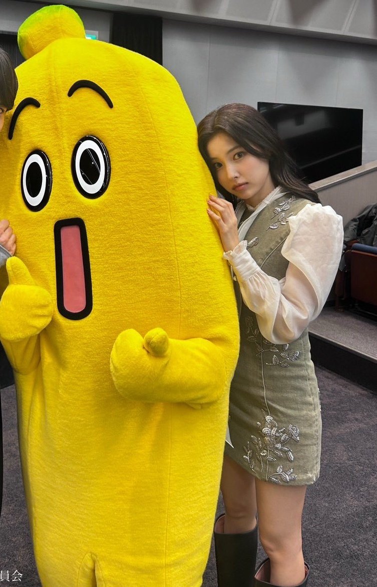 hyemsta's tweet image. 💛