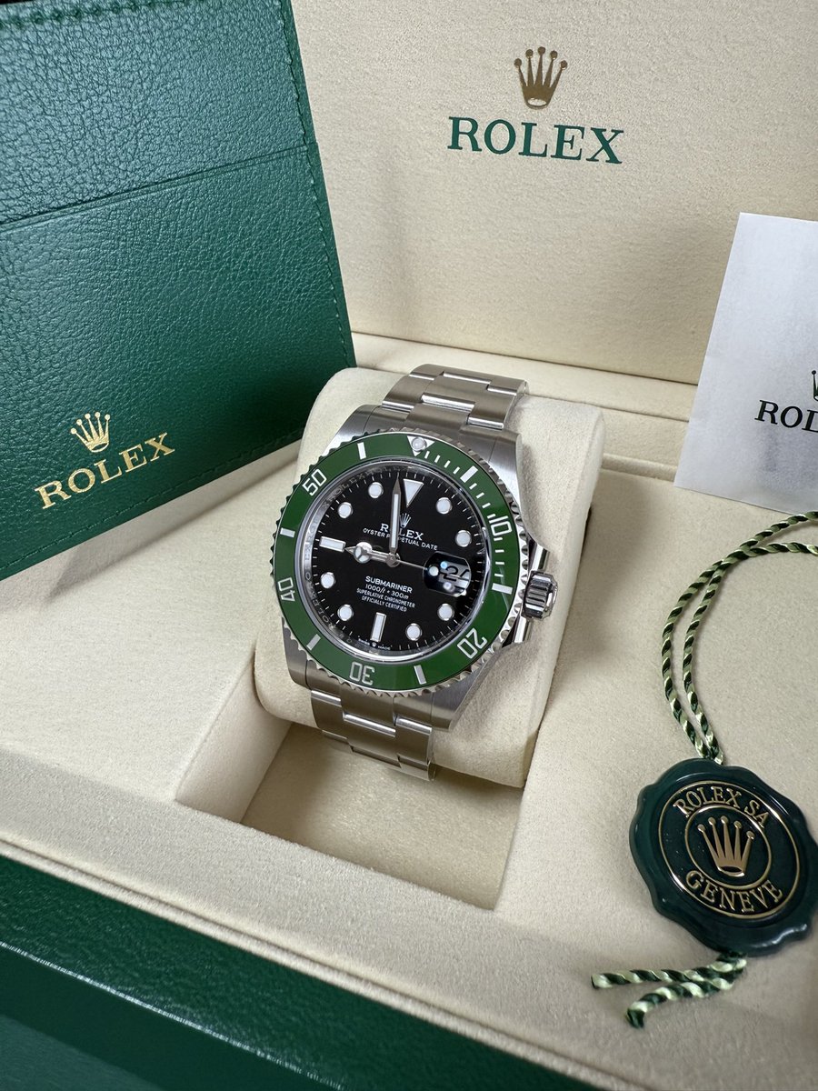 2025年は初Rolexが購入できました🟢 ブレずに第1希望のグリーンサブを