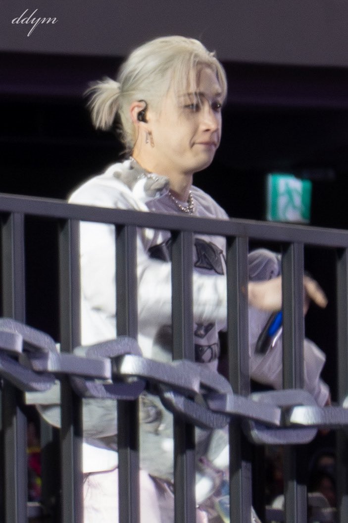 251018 BangChan
#스트레이키즈 #StrayKids
#방찬 #BangChan #dominATE_celebrATE