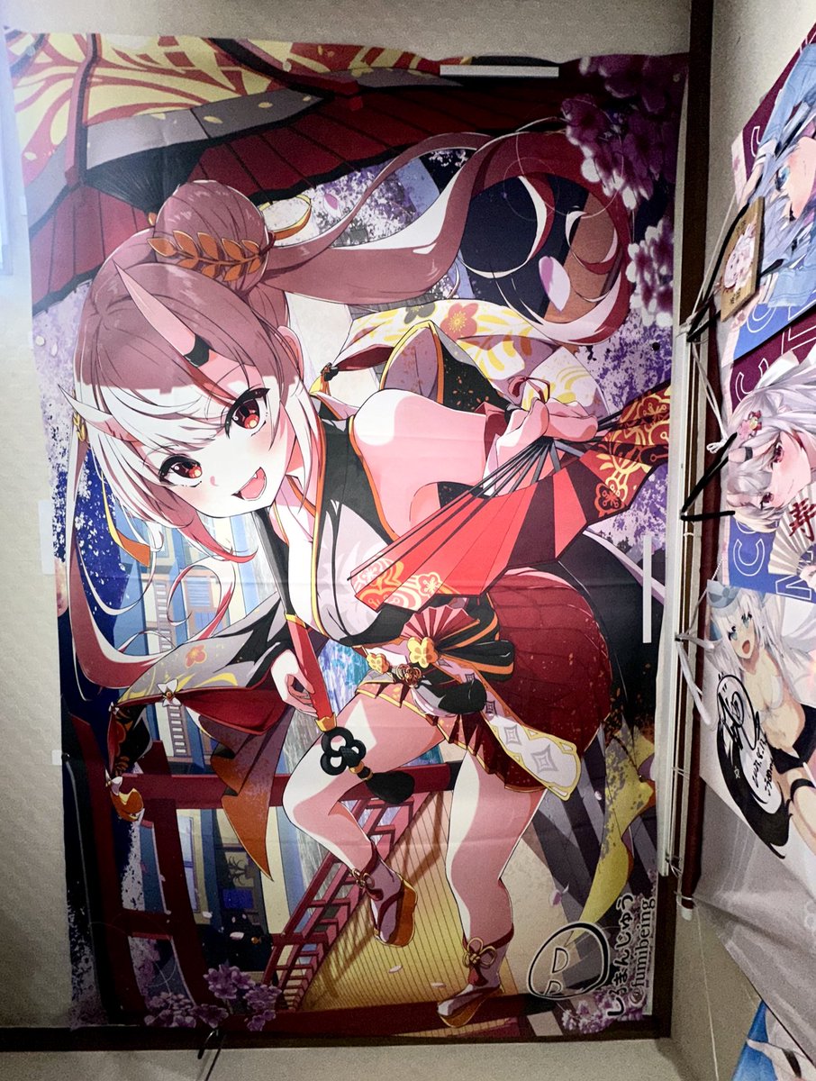 レガリア　布ポスター 幻中ふみ先生のお嬢の布ポスター試しに天井に付けてみたら布団からの